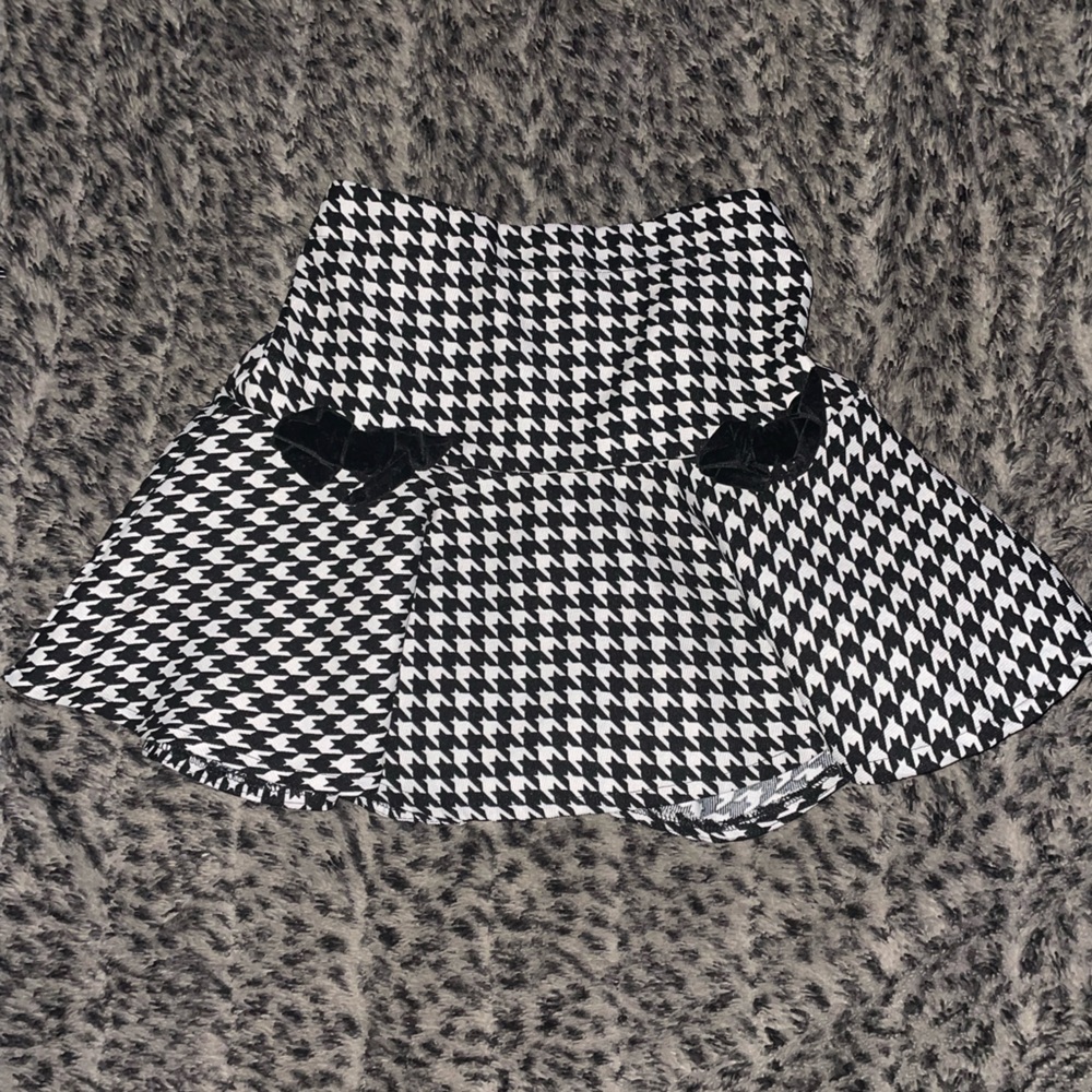 Black and White check girls skirt